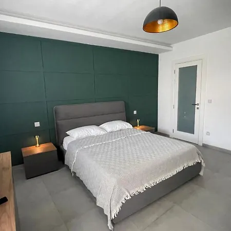 Apartment Rb3 - Centrally Located Luxurious Sliema