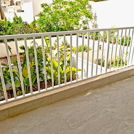 Apartment Rb3 - Centrally Located Luxurious *