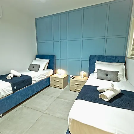Rb3 - Centrally Located Luxurious * Sliema
