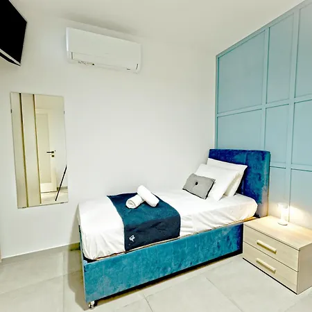 Rb3 - Centrally Located Luxurious Sliema