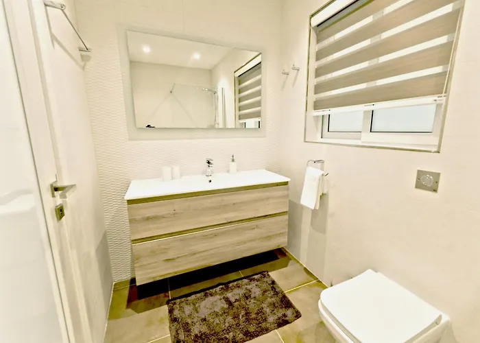 Apartman Rb3 - Centrally Located Luxurious Sliema