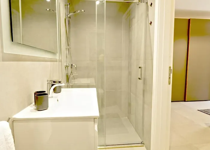 Apartament Rb3 - Centrally Located Luxurious