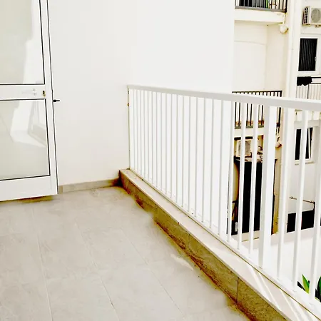 Apartamento Rb3 - Centrally Located Luxurious *